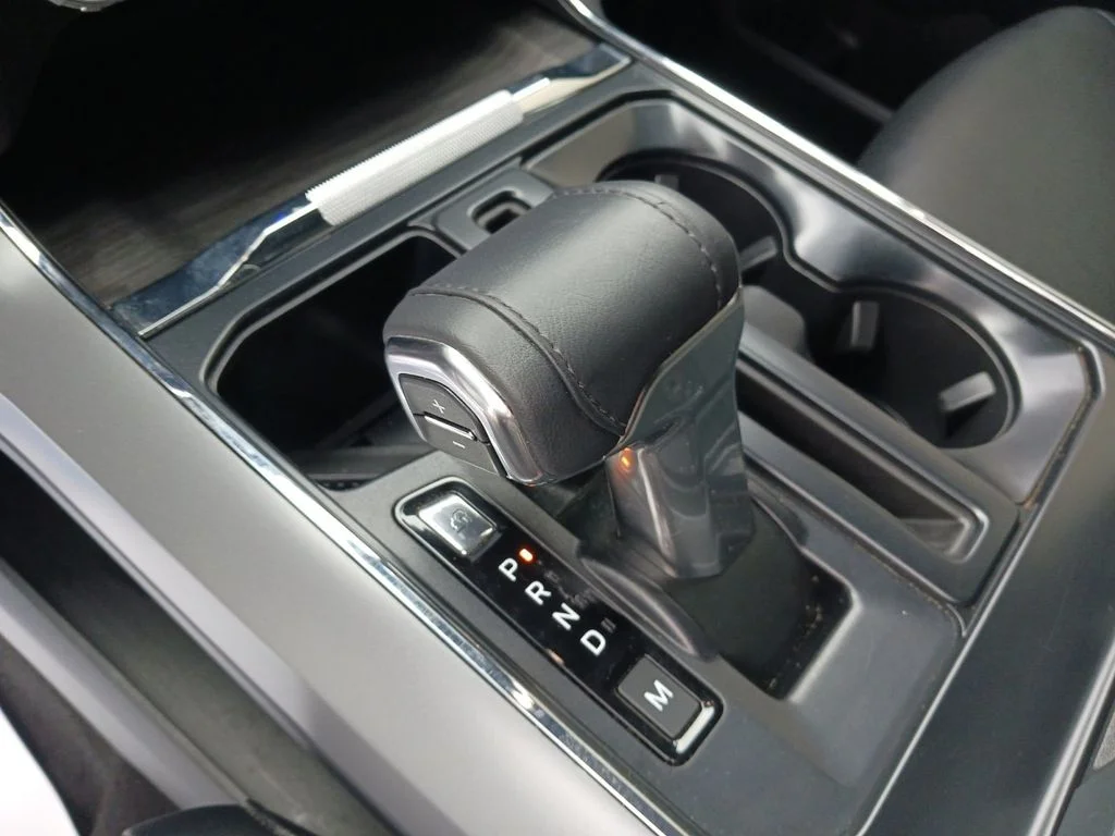 Used 2024 White Ford Lariat image 38