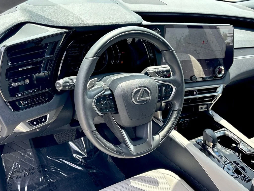 Used 2024 White Pearl Lexus 350 Premium image 17