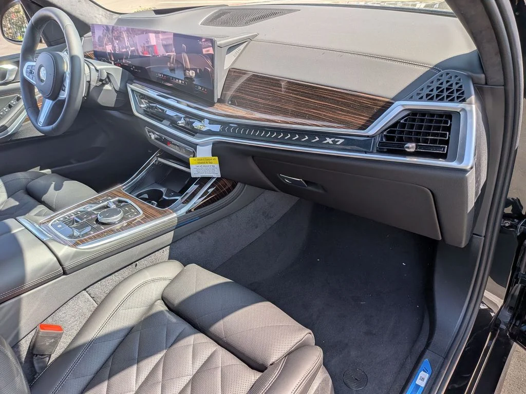 New 2026 Black BMW xDrive40i image 9