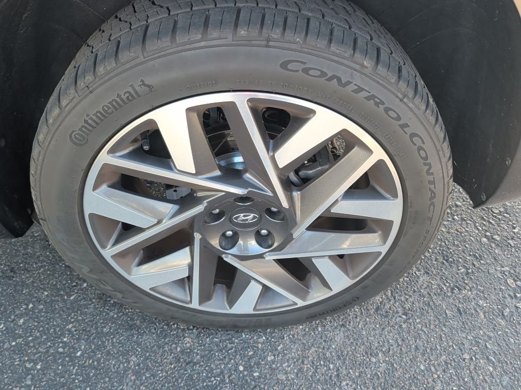 Used 2022 Gray Hyundai Calligraphy image 8