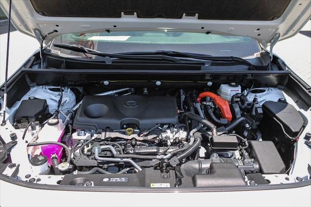 Certified Used 2024 MID BLK/WIND CHILL Toyota  image 27