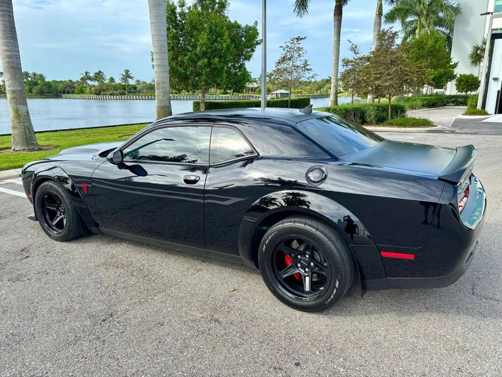 2018 Dodge Challenger SRT - Photo 9