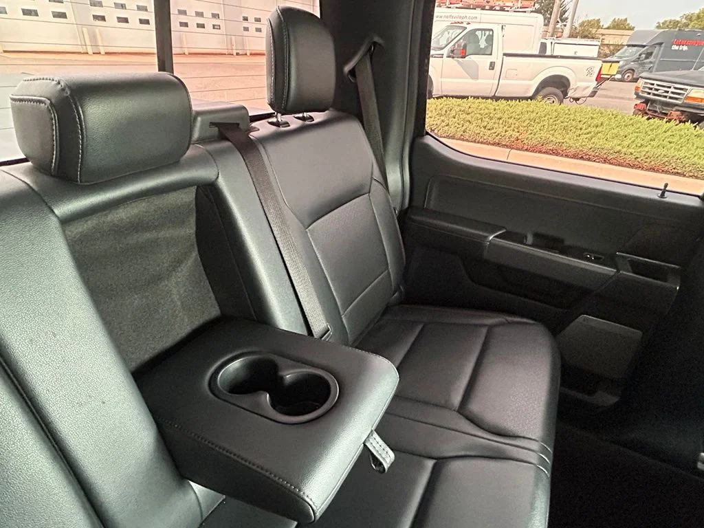 Used 2022 Black Ford Lariat image 28