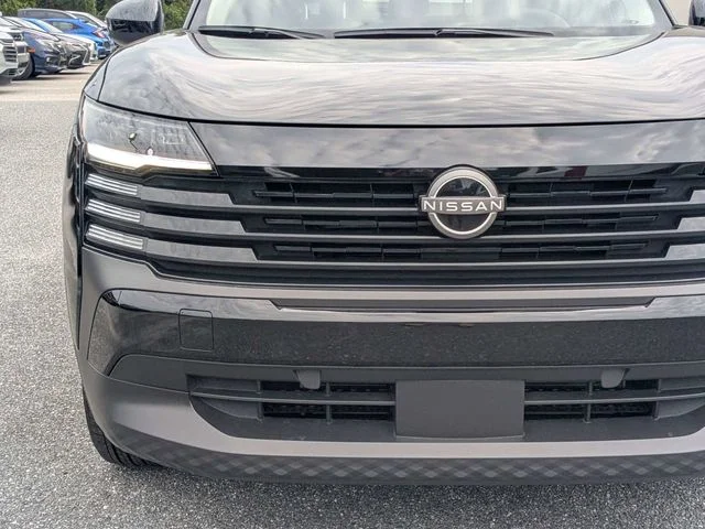 Used 2025 Super Black Nissan SV image 9