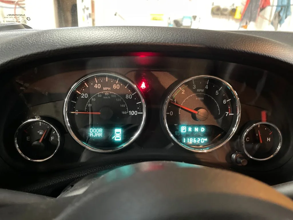 Used 2018 Red Jeep Unlimited Sport image 23