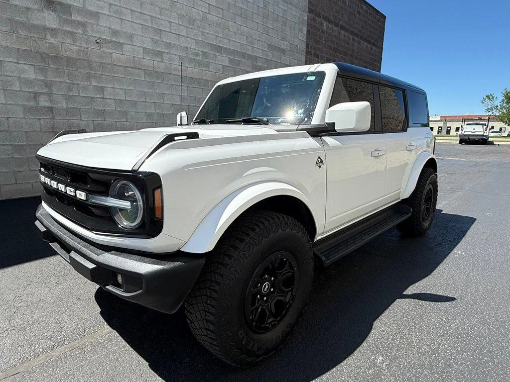 2025 Ford Bronco 4-Door Outer Banks - Photo 10