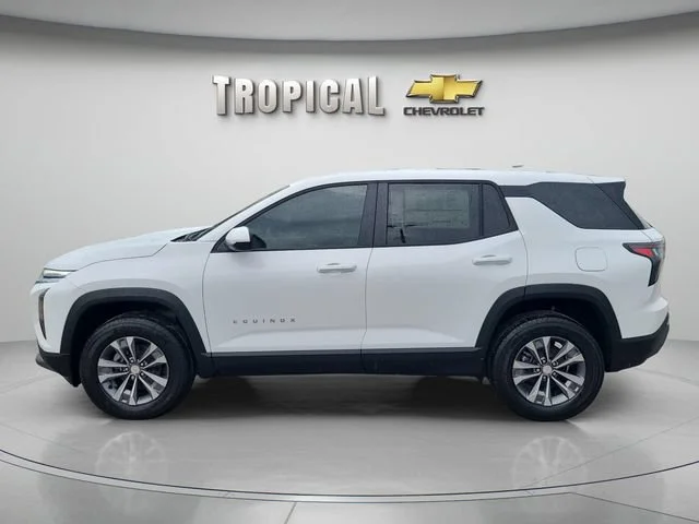 New 2027 Summit White Chevrolet LT image 2
