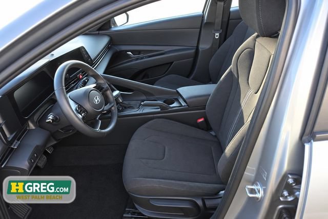 Used 2026 Fluid Metal Hyundai SEL Sport image 6