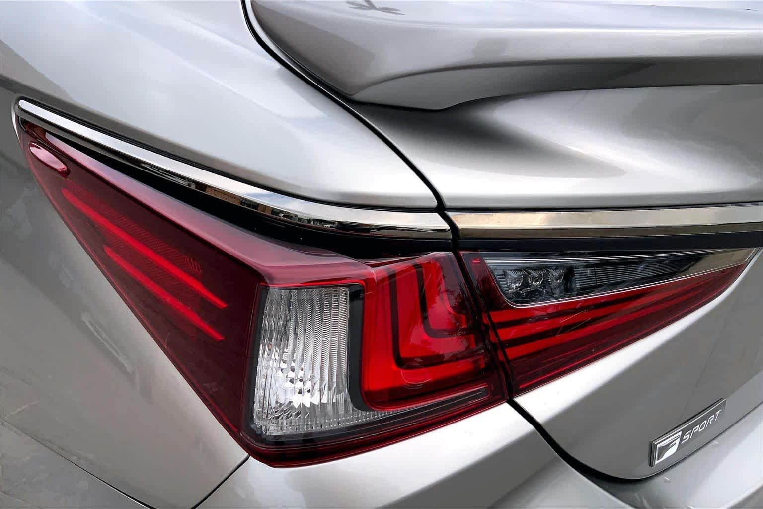 Used 2021 Atomic Silver Lexus F SPORT image 29