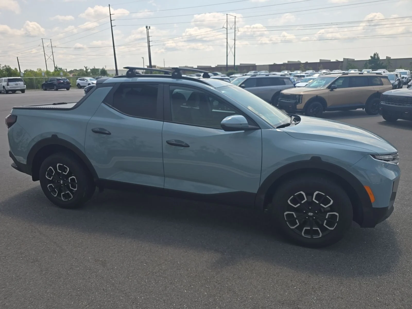 Used 2023 Blue / Stone Hyundai SEL image 3