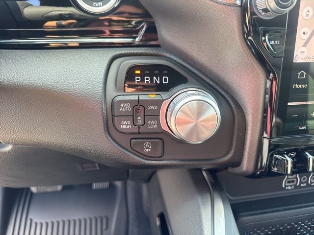 2026 RAM 1500 Laramie - Photo 17