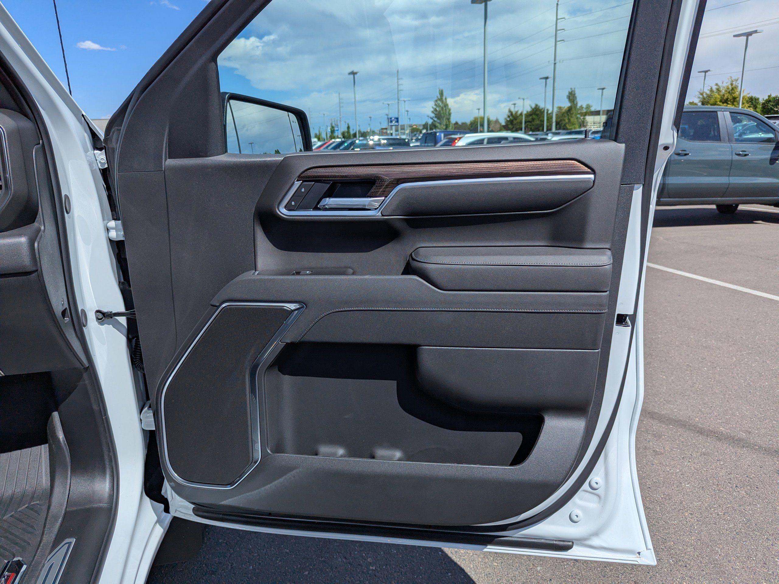 2026 Chevrolet Silverado 1500 LT - Photo 41