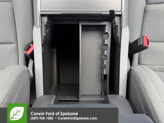 New 2026 Oxford White Ford XLT image 28