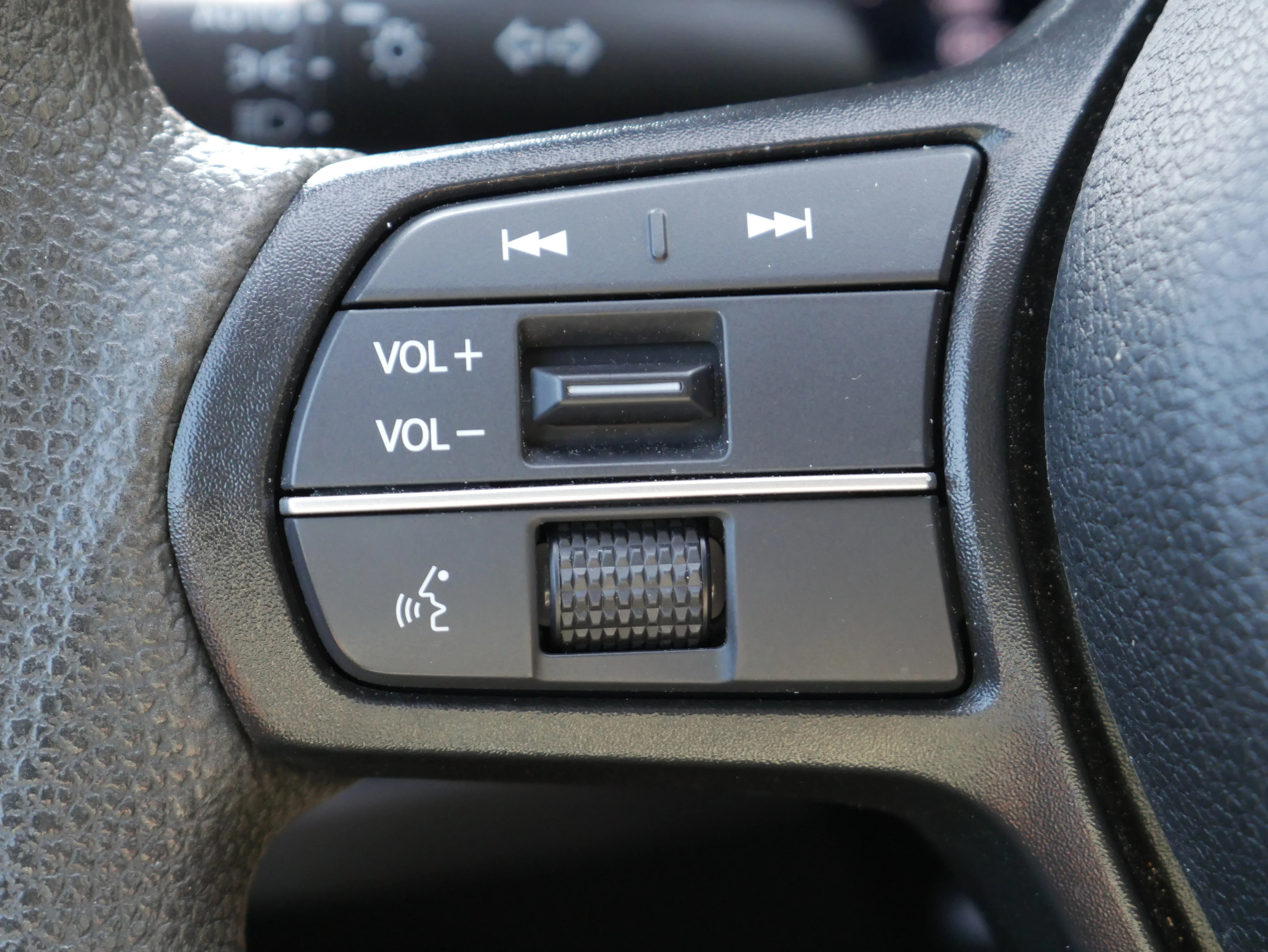2023 Honda Accord LX - Photo 23