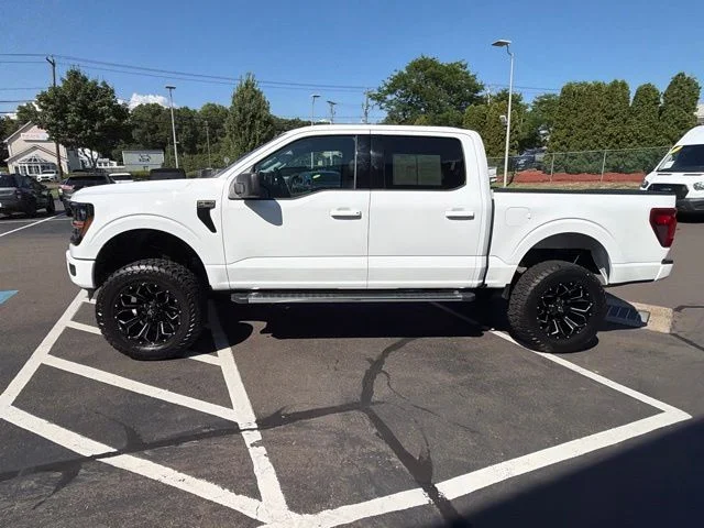 Used 2025 White Ford XLT image 4