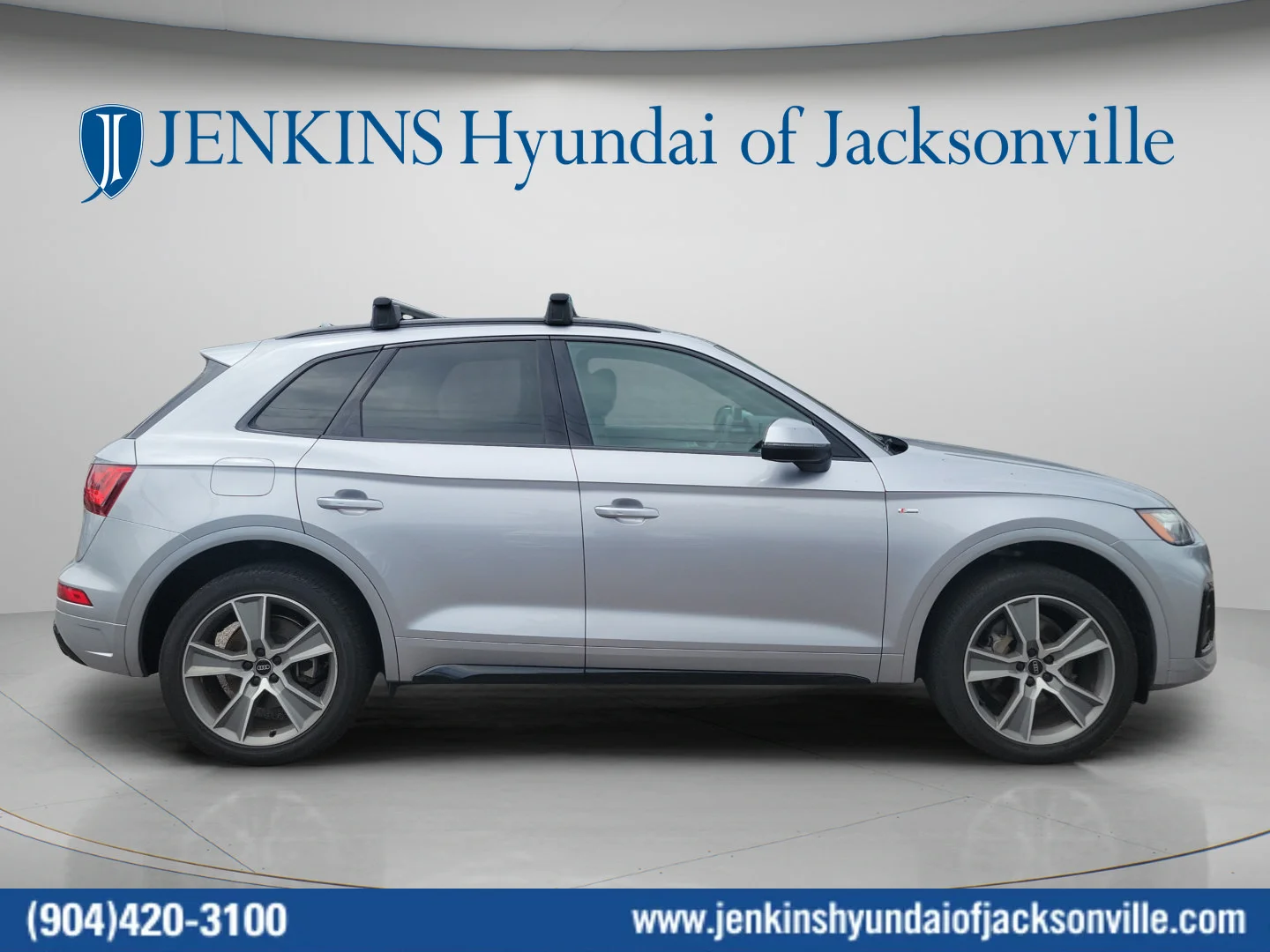 Used 2025 Silver Audi S line Premium image 2
