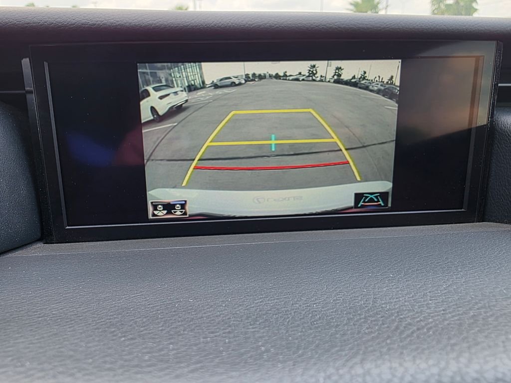 Used 2022 White Lexus 350 image 15