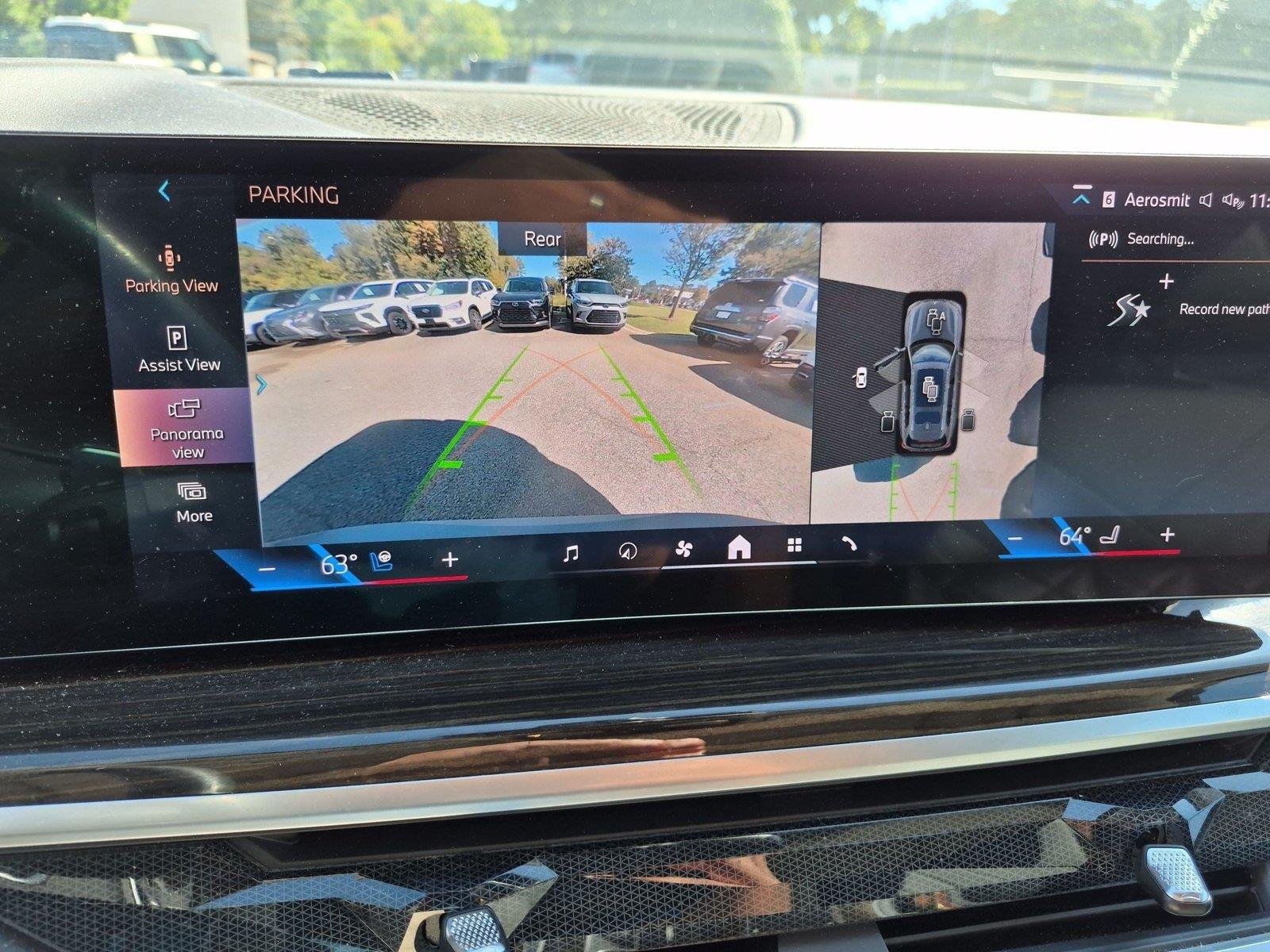 Used 2024 Skyscraper Grey Metallic BMW xDrive40i image 10