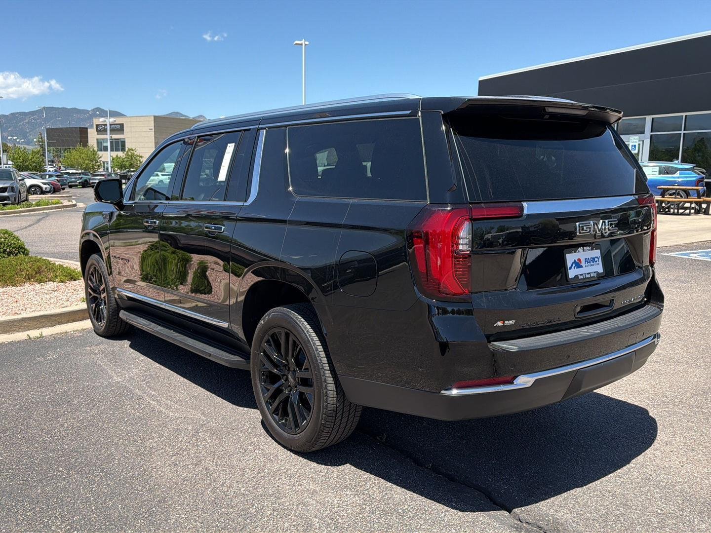 Used 2026 Onyx Black GMC Elevation image 7