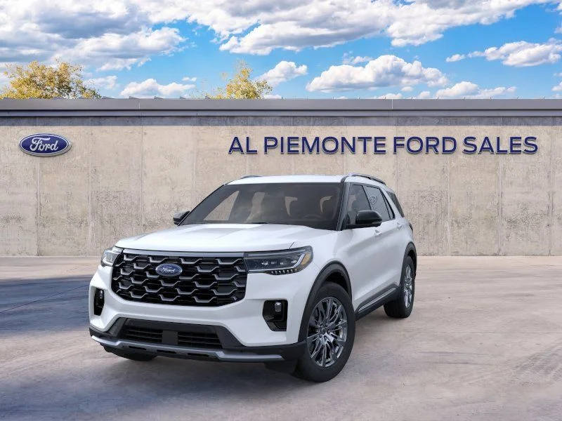New 2026 Star White Metallic Tri-Coat Ford Platinum™ image 25