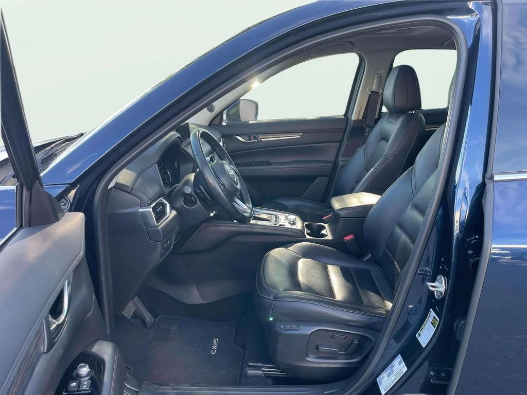 Used 2020 Deep Crystal Blue Mica Mazda Grand Touring image 21