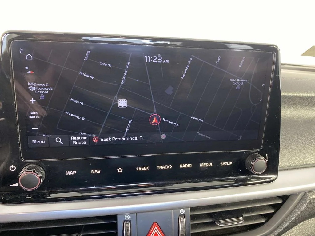 Used 2024 White Kia GT-Line image 19
