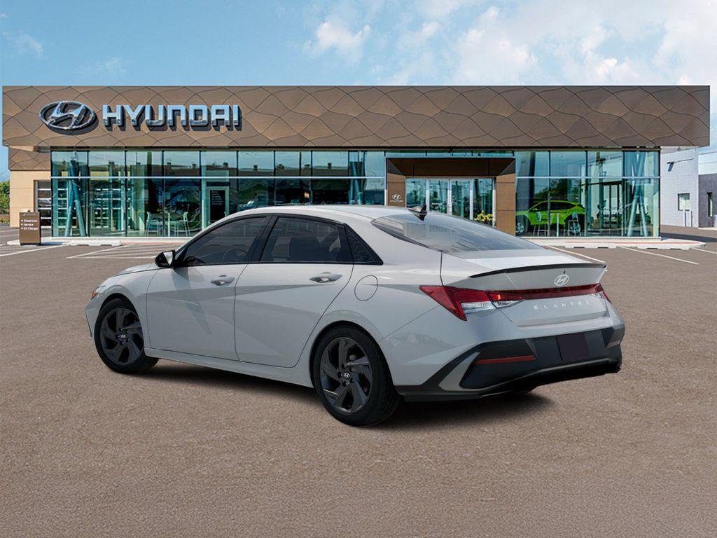 New 2026 White Hyundai SEL Sport Plus image 4