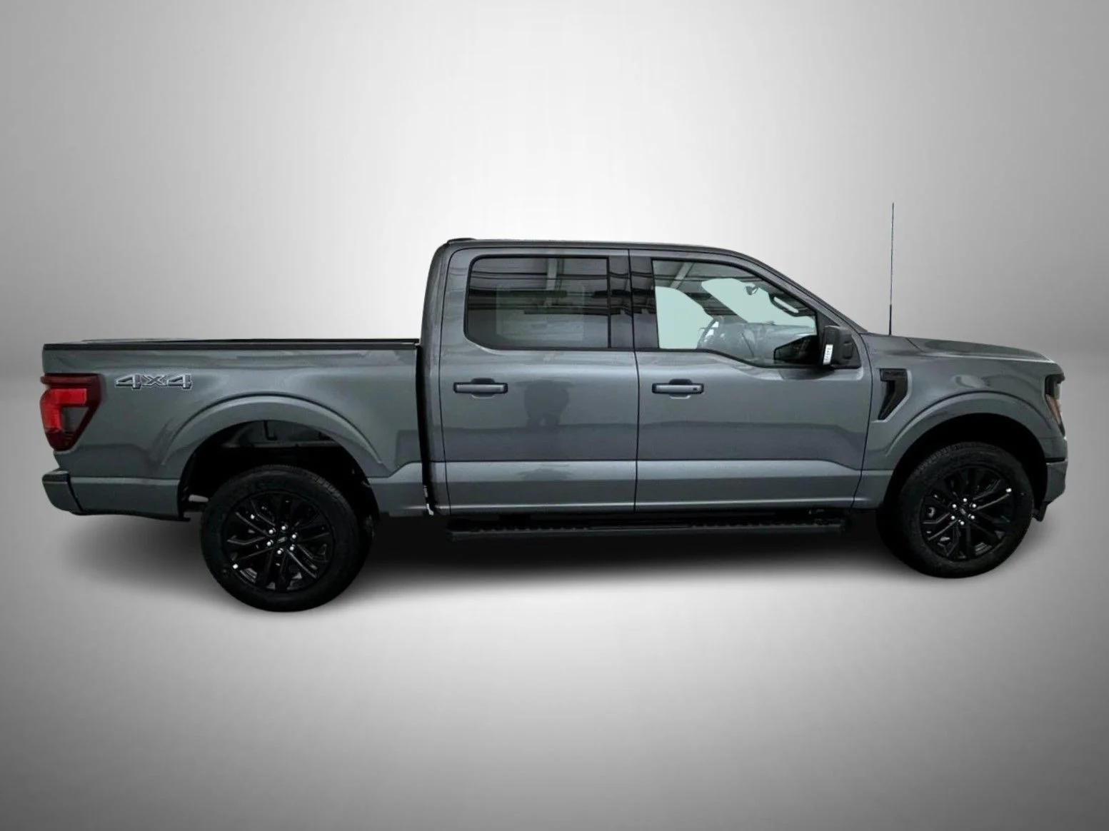 New 2026 Gray Ford XLT image 4