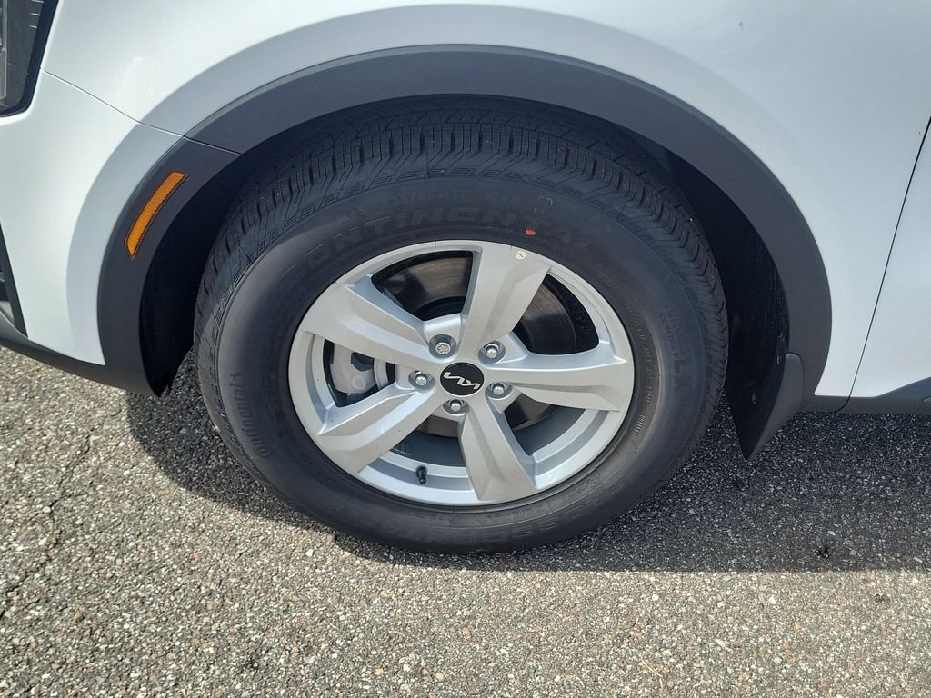 New 2026 White Kia LX image 36
