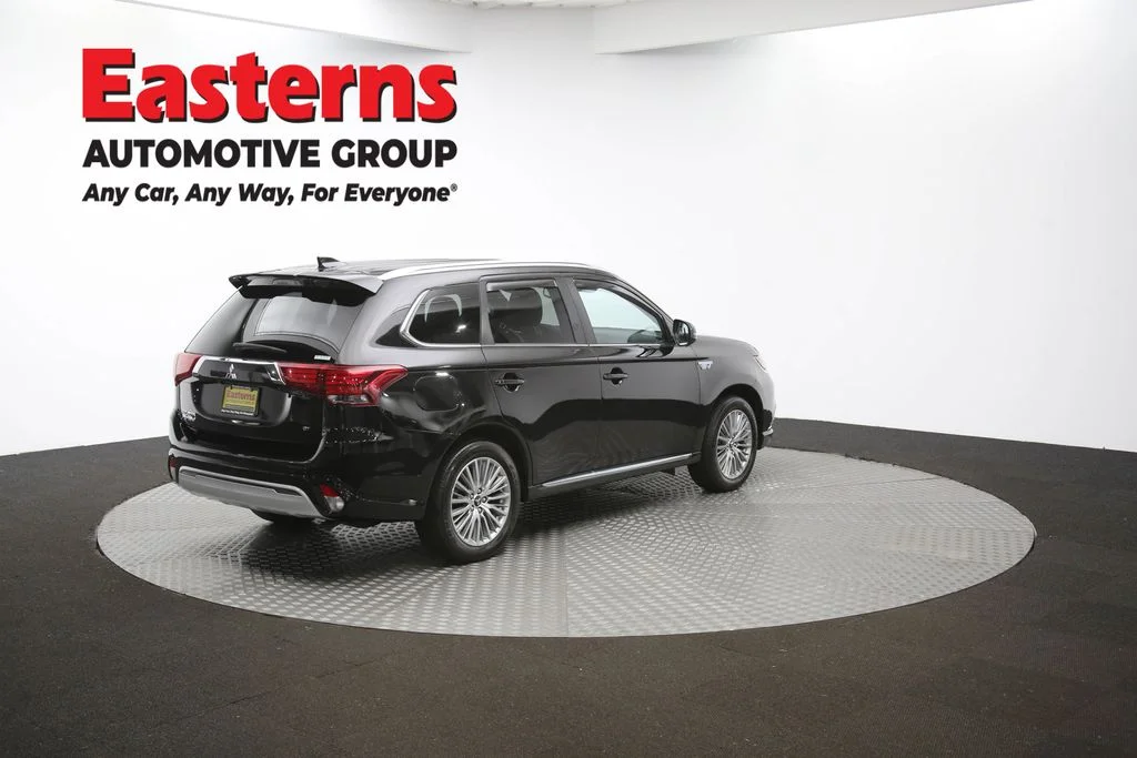 Used 2021 Black Mitsubishi SEL image 41