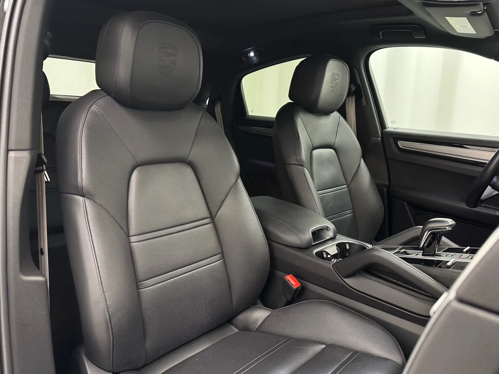 Used 2022 Black Porsche S Platinum Edition image 19