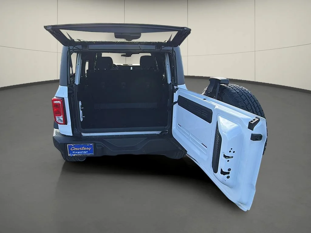 Used 2025 White Ford Big Bend image 9