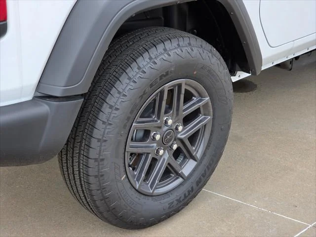 New 2026 Bright White Clear-Coat Exterior Paint Jeep Sport S image 5