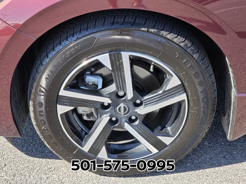 Used 2025 Rosewood NISSAN SV CVT image 18