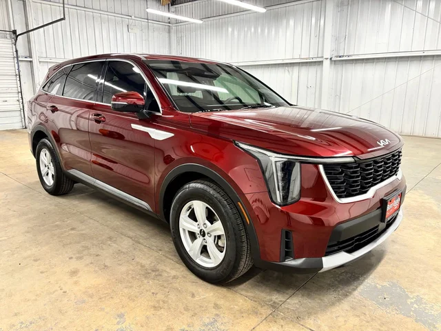 2025 Kia Sorento LX