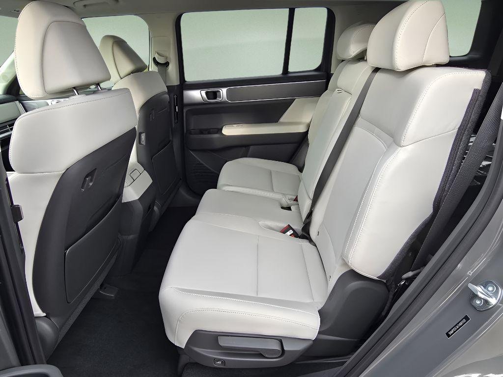 New 2026 Hampton Gray Hyundai SE image 15