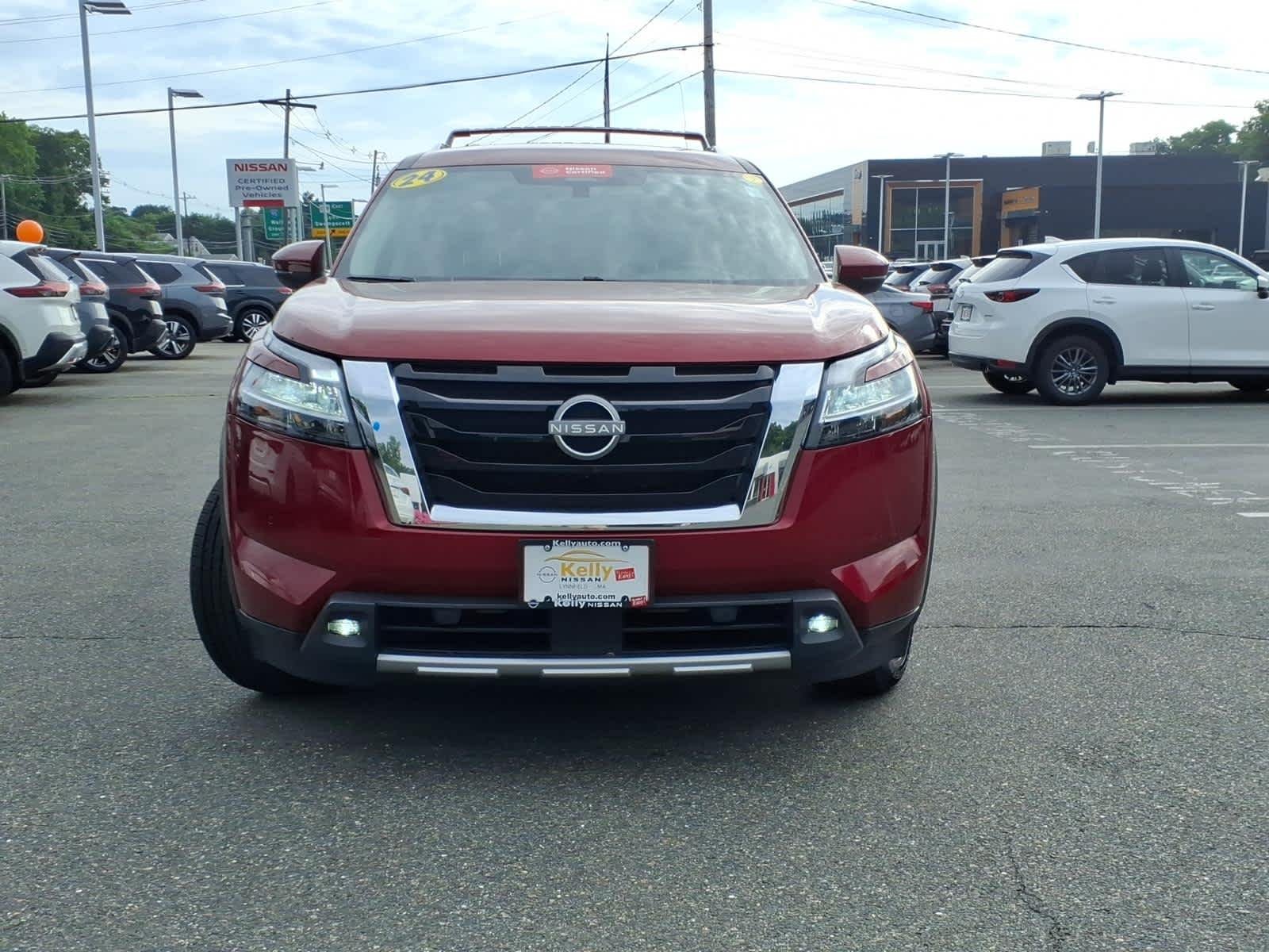 Certified Used 2024 Scarlet Ember Tintcoat Nissan SL image 2