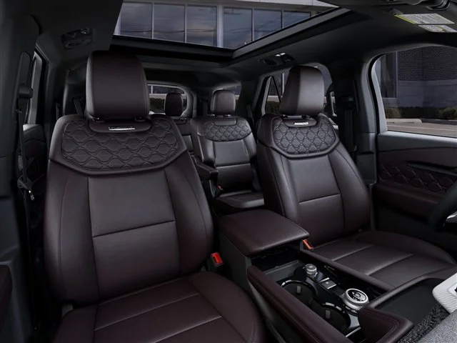 New 2027 Carbonized Gray Metallic Ford Platinum image 41