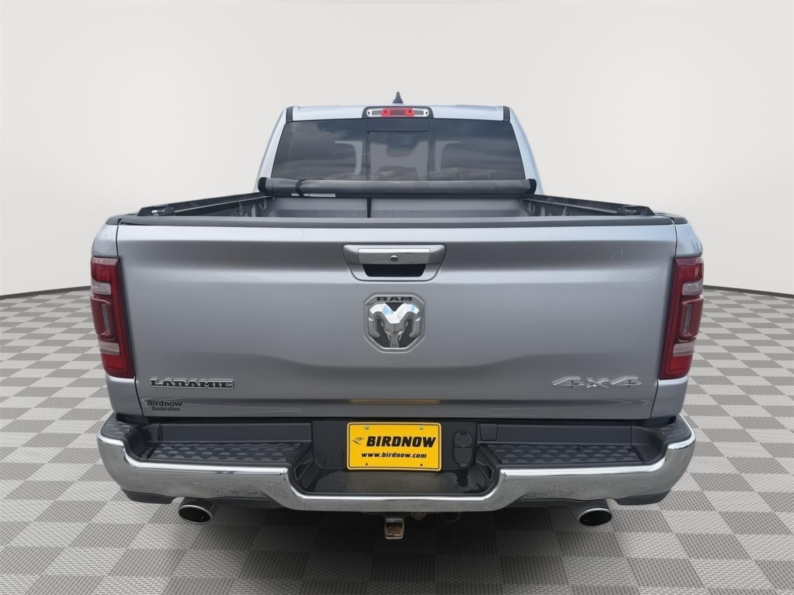 Used 2021 Billet Silver Metallic Clearcoat Ram Laramie image 5