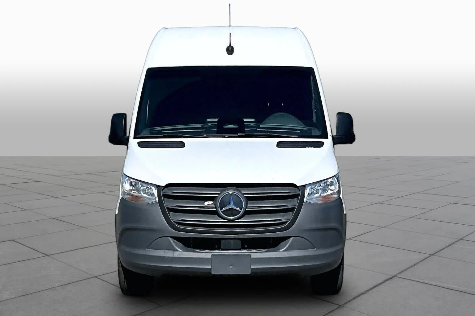 New 2025 Arctic White Mercedes-Benz  image 3