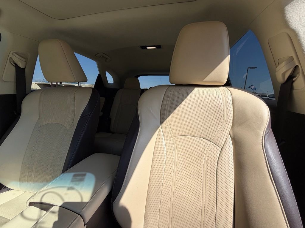 Used 2019 Beige Lexus 350 image 12