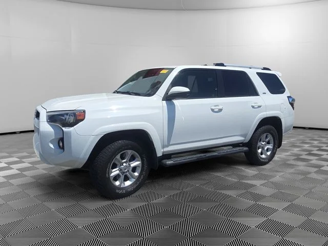 2019 Toyota 4Runner SR5 4x4 V6's photo