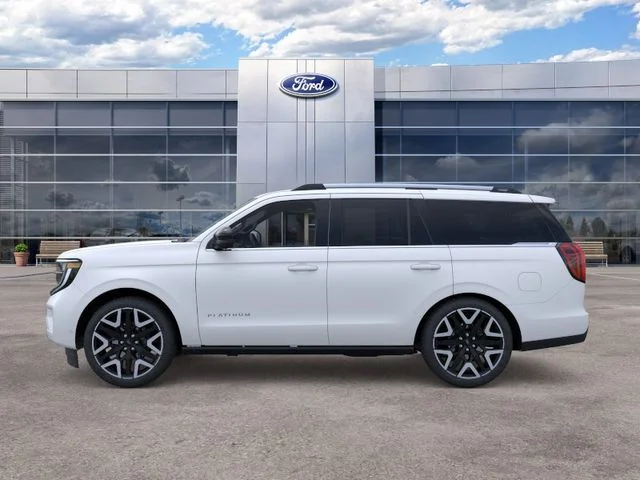 New 2026 Star White Metallic Tri-Coat Ford Platinum image 3