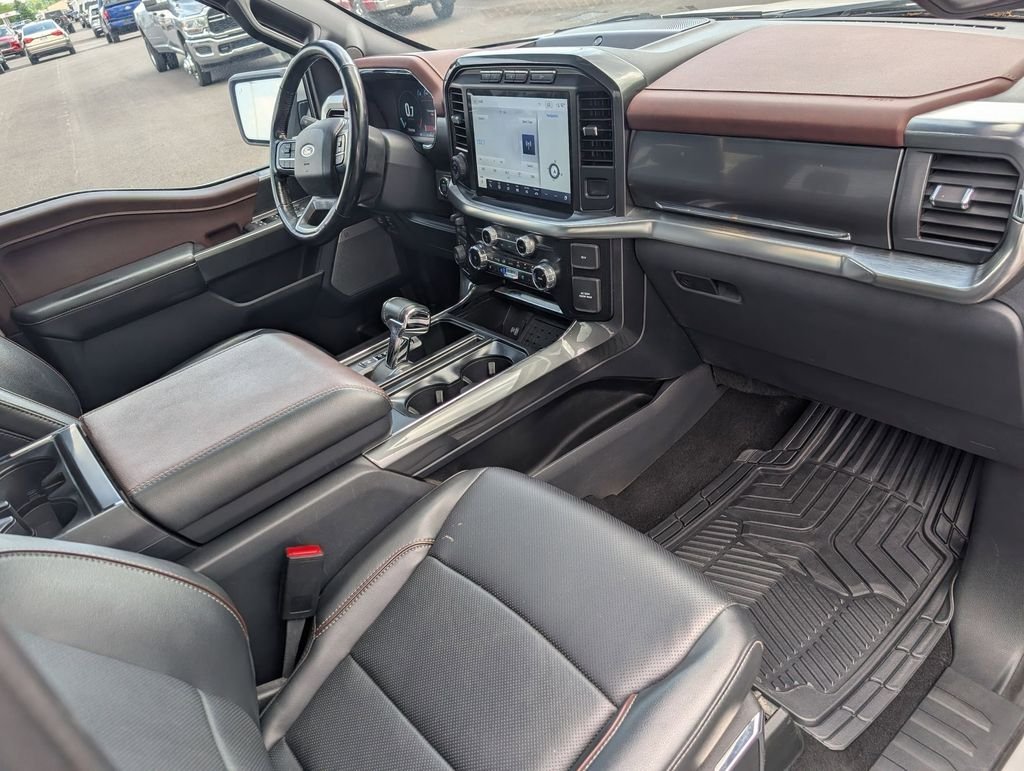 Used 2023 White Ford Lariat image 23