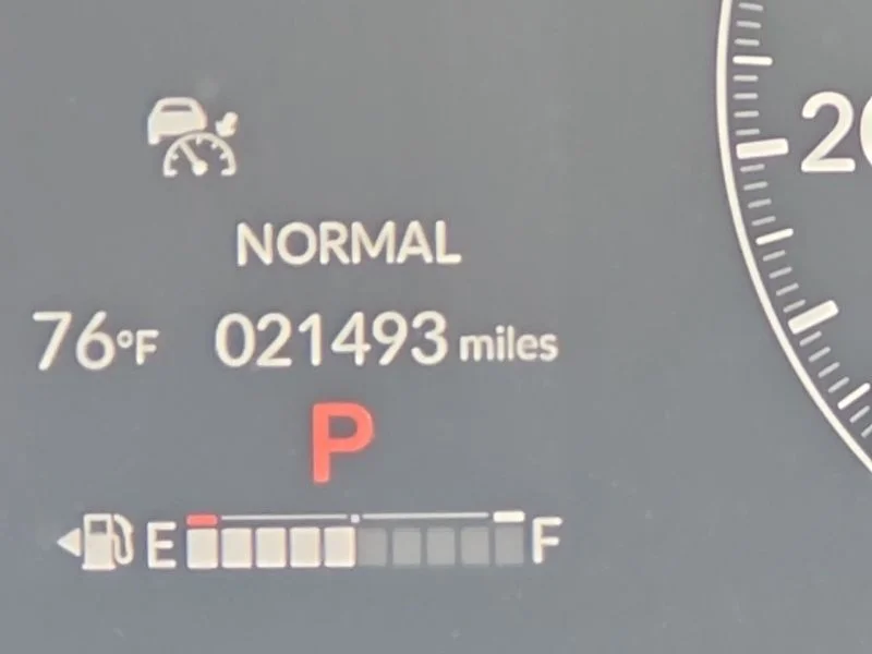 Used 2025 Black Honda Elite image 10