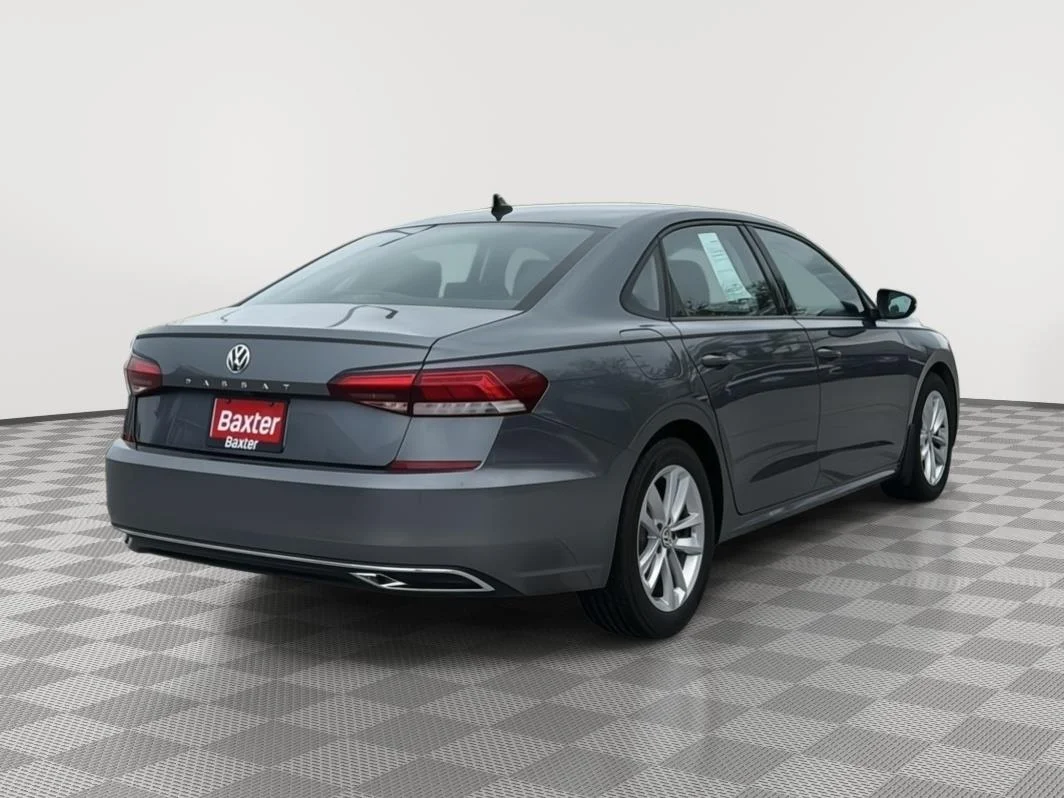 Used 2020 Platinum Gray Metallic Volkswagen 2.0T S image 9