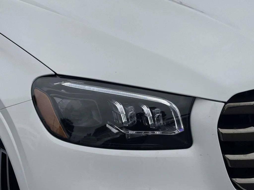 New 2026 White Mercedes-Benz GLS 450 image 15