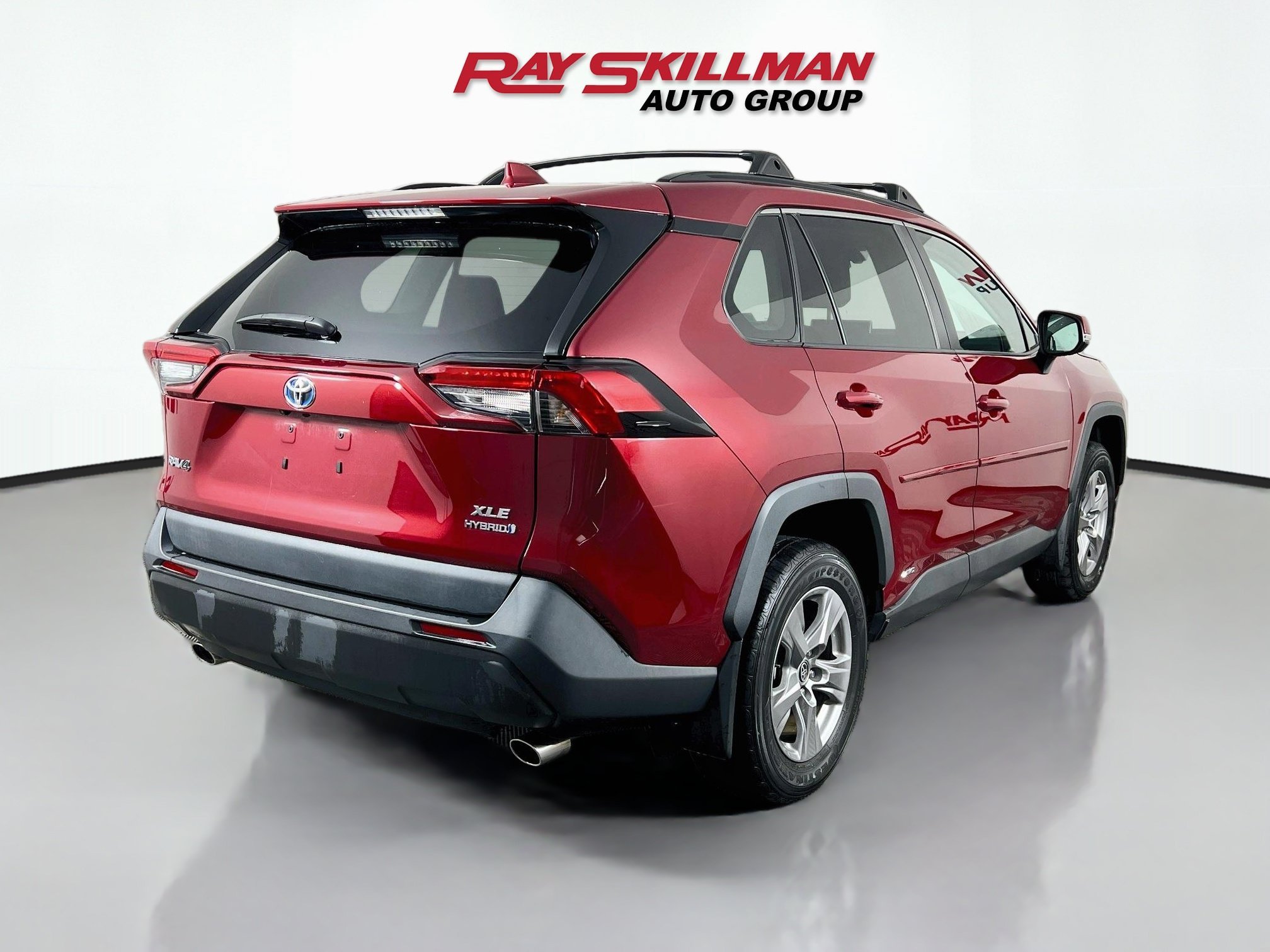 Used 2023 Red Toyota HYBRID XLE image 7