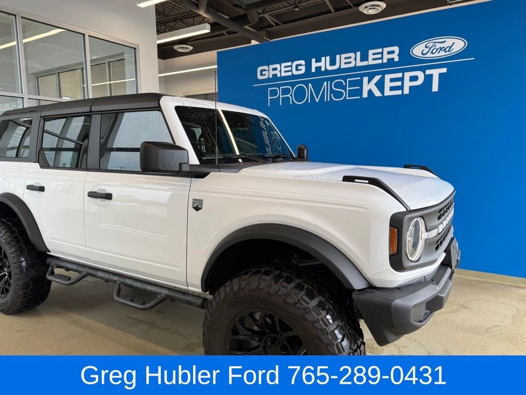 Used 2025 White Ford Big Bend image 1