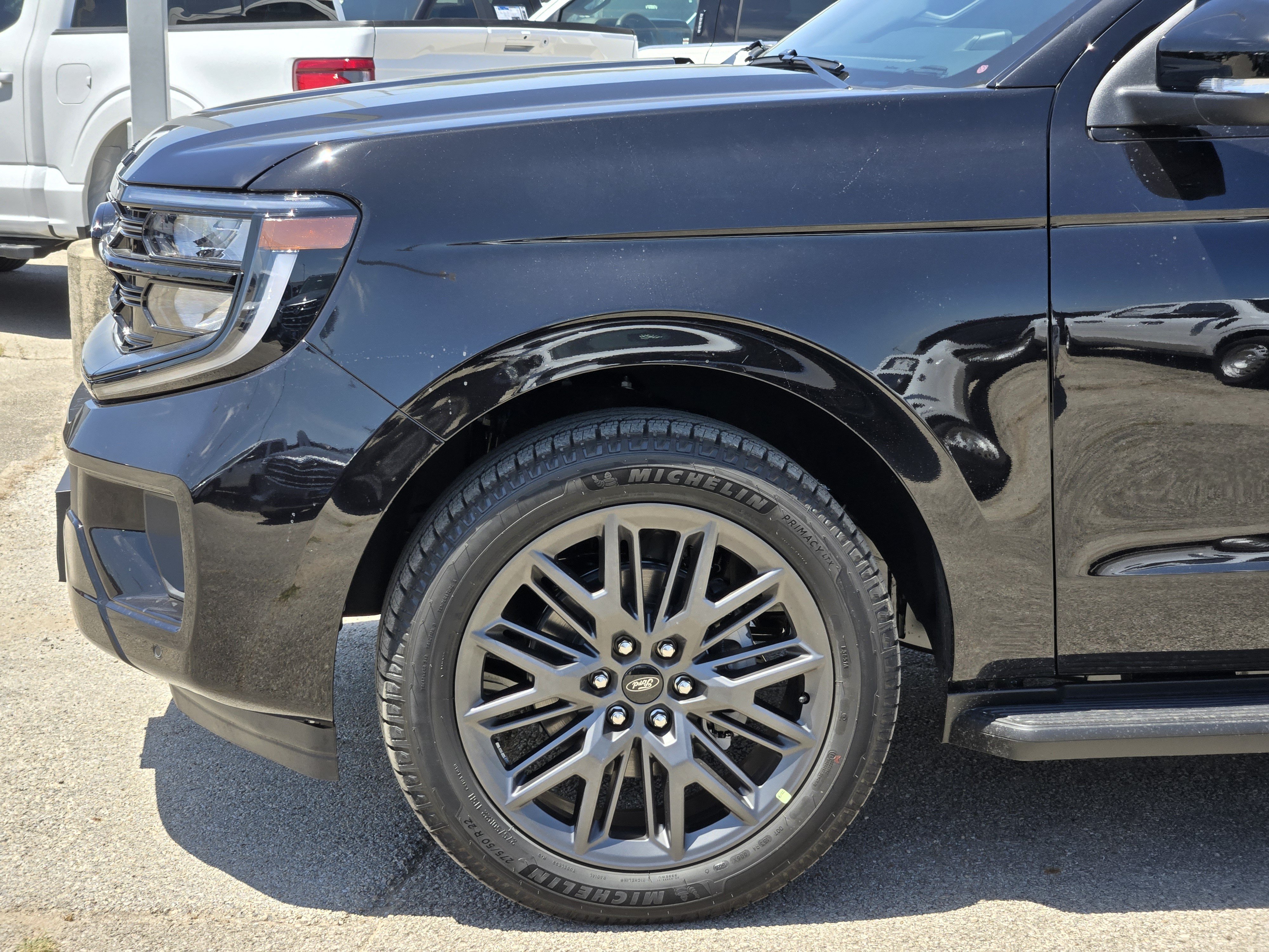 New 2026 Agate Black Metallic Ford Platinum MAX image 6